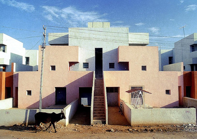 Жилой комплекс для сотрудников индийской госкомпании Life Insurance Corporation в Ахмадабаде. 1973. Фото: VSF