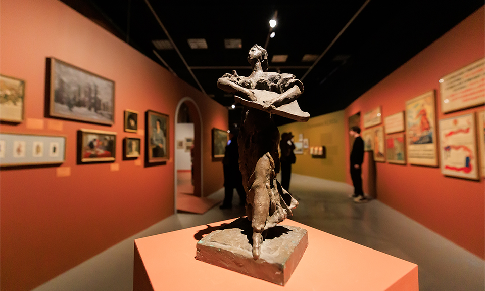 В Музее Москвы представили выставку, посвященную образу горожанки