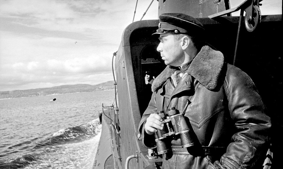 Исторический музей показывает редкие фотографии Евгения Халдея | The ...