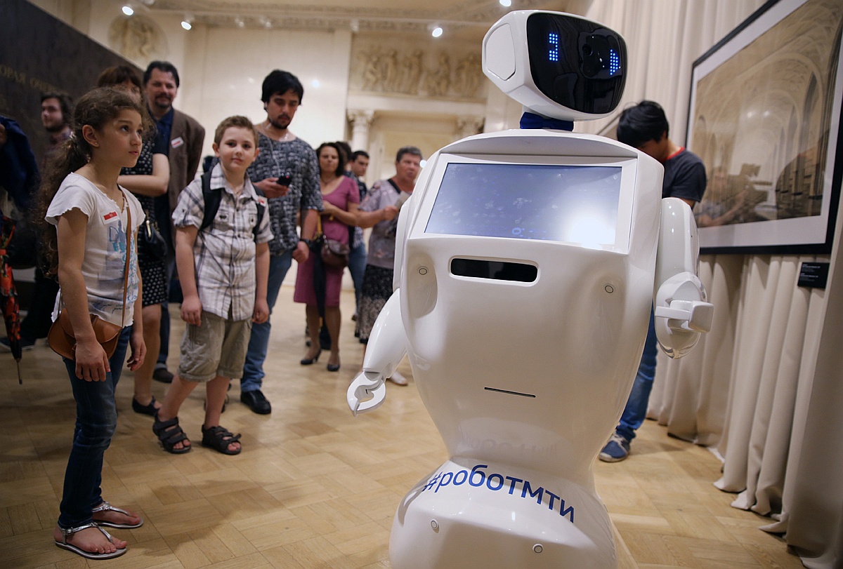 Робот экскурсовод пеппер. Робот экскурсовод промобот. Промобот экскурсии. Роботы экскурсоводы в перми. Робот экскурсовод.