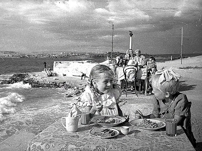 Война и мир Евгения Халдея. История страны глазами репортера | The Art ...